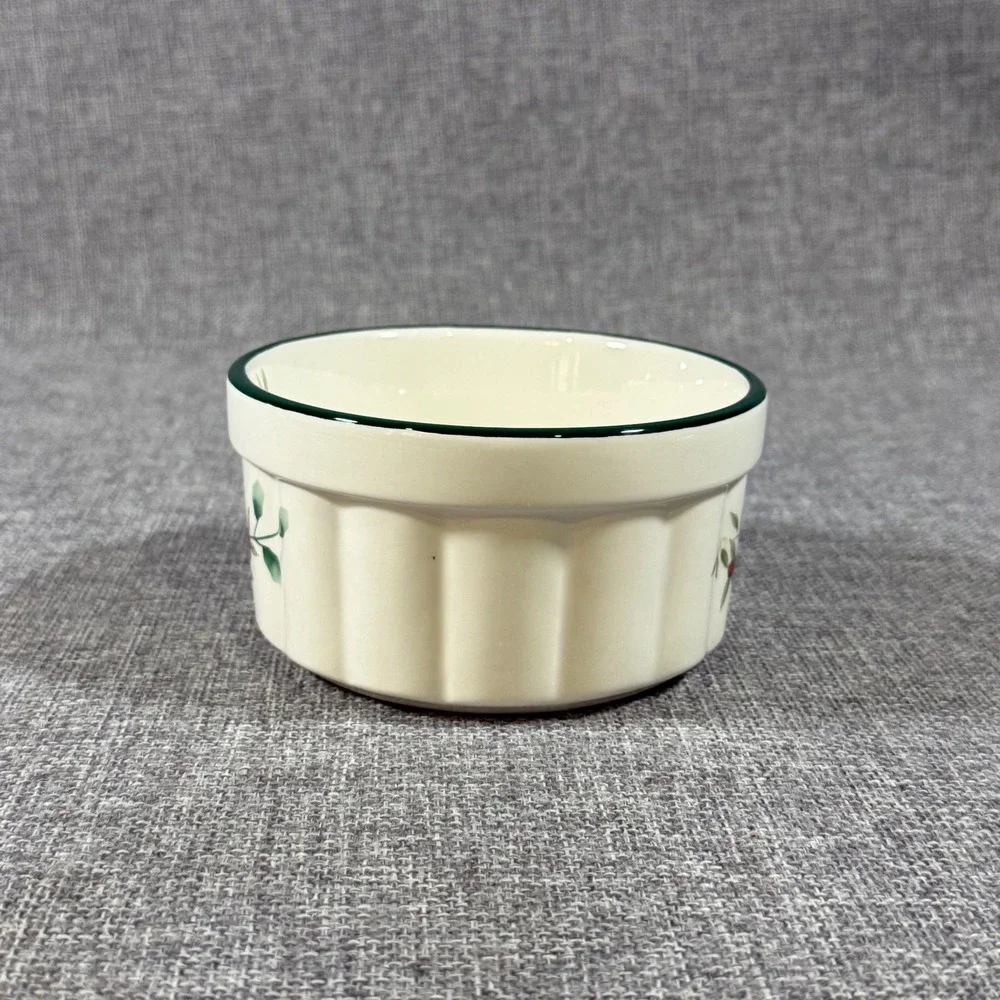 VTG Pfaltzgraff Winterberry Ramekin Dish 4.5